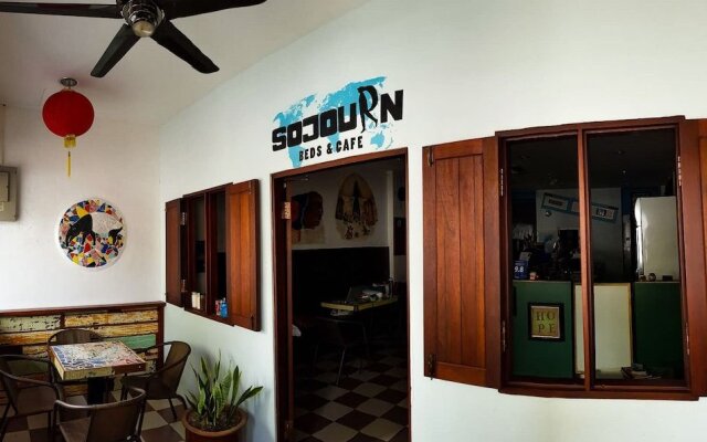 Sojourn Beds & Cafe - Hostel