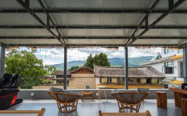 Cloud and Wind · Liangqi YuLong Trip | Free Dreamer Wild Luxury Snow Mountain Courtyard – Outside – Lijiang
