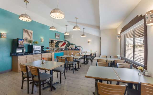 Best Western Kokopelli Lodge