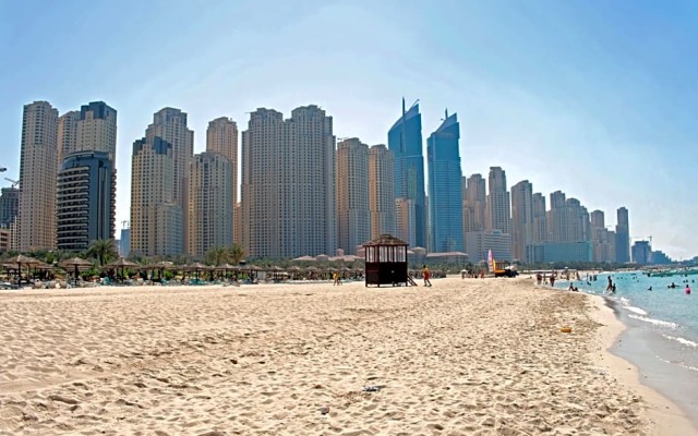 HOMESTAR, Jumeirah Beach Hostel - JBR - Pool, Beach, Metro