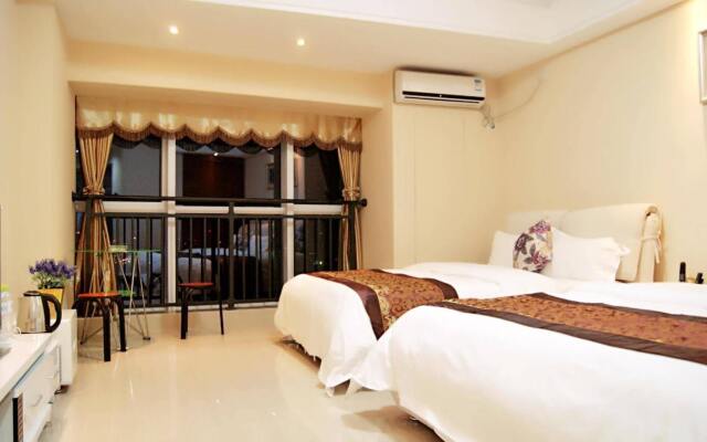 Hip-Hop Hotel Apartment
