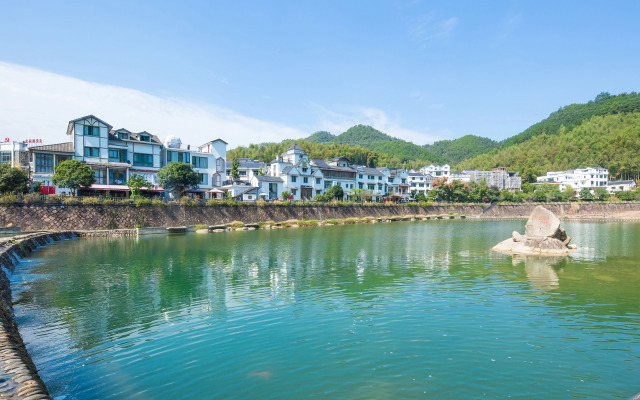 Floral Hotel·Jiujiu hotel in Qiandao Lake