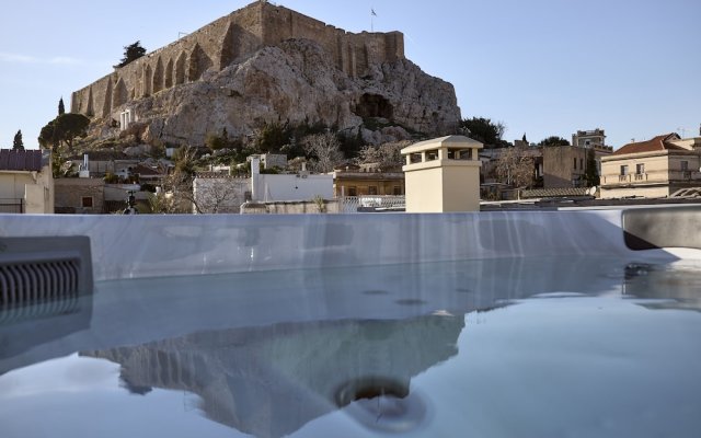 Plaka's Villa with Breathtaking Acropolis View
