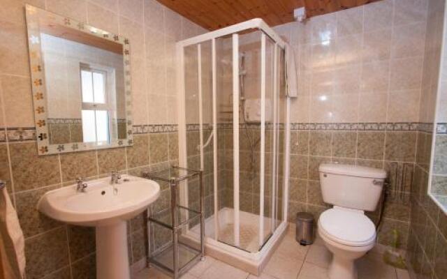 Beezies Self Catering Cottages