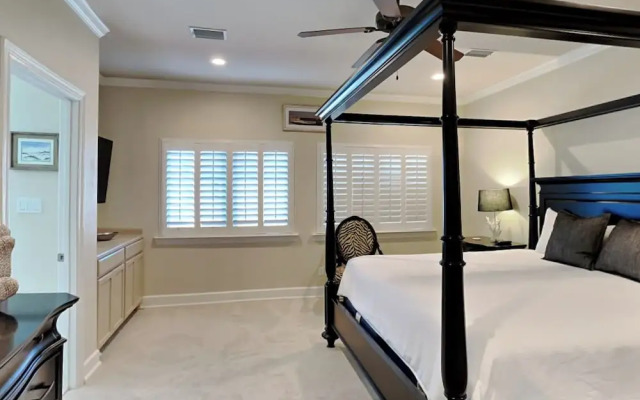 Regency Cabanas by Southern Vacation Rentals