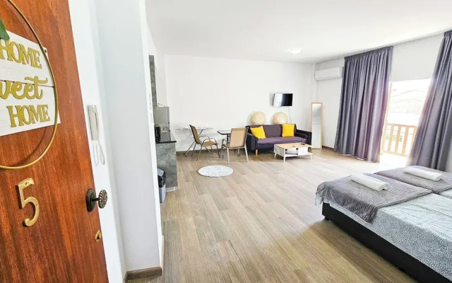 Unique Cozy Studio