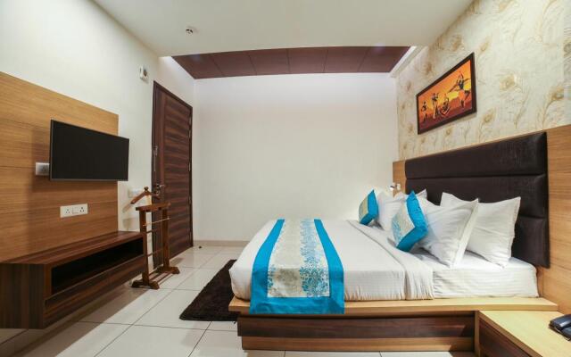 Hotel Grand Regency by JMD Group