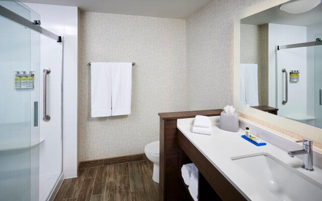 Holiday Inn Express Niagara-On-The-Lake by IHG