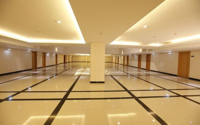 Hotel Mangal City