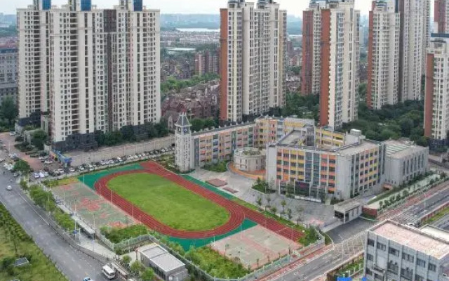 Hi Inn (Nanchang Xuefu Avenue East Metro Station)