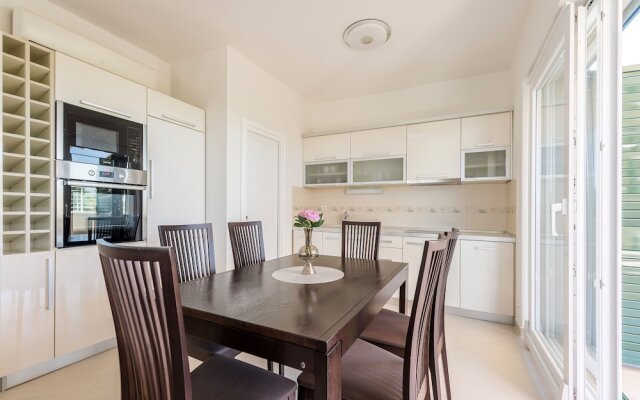 Apartments Dyana