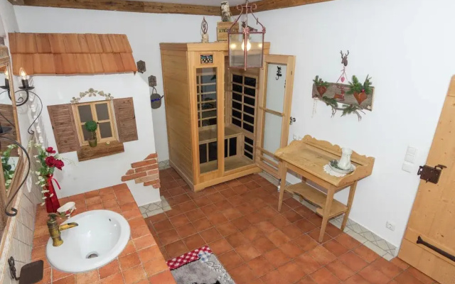 Alluring Holiday Home in Ubersee With Whirlpool
