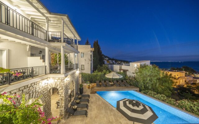 Noa Suite Hotel - Adults Only