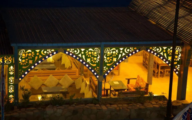 Shams Hotel & Dive Centre