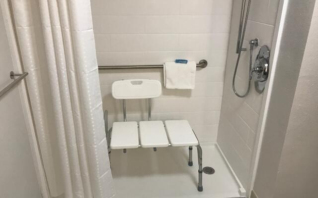 Holiday Inn Express Naples South I-75 by IHG
