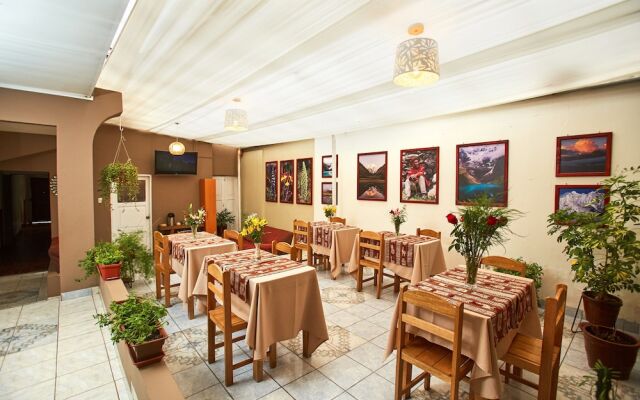 Hostal Danna Inn