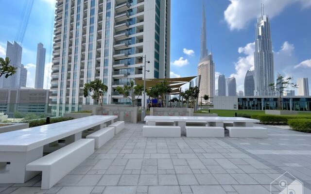 Stunning 2B in Downtown Views Burj Khalifa View