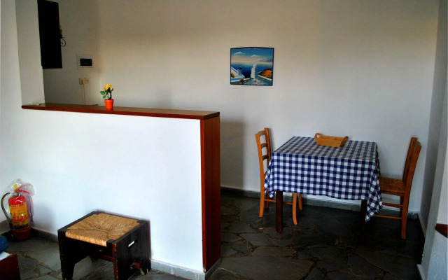 Ariadni Apartments