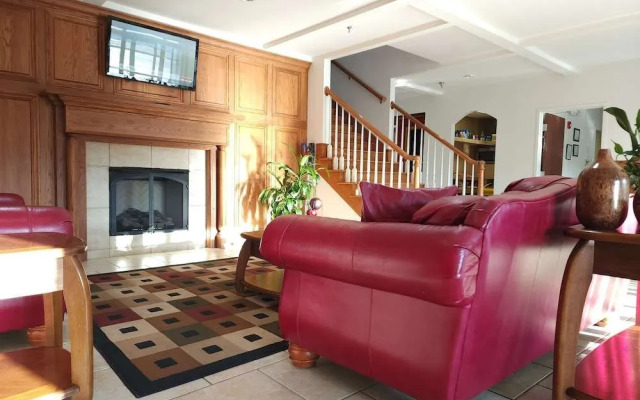 Howard Johnson Hotel Spring City