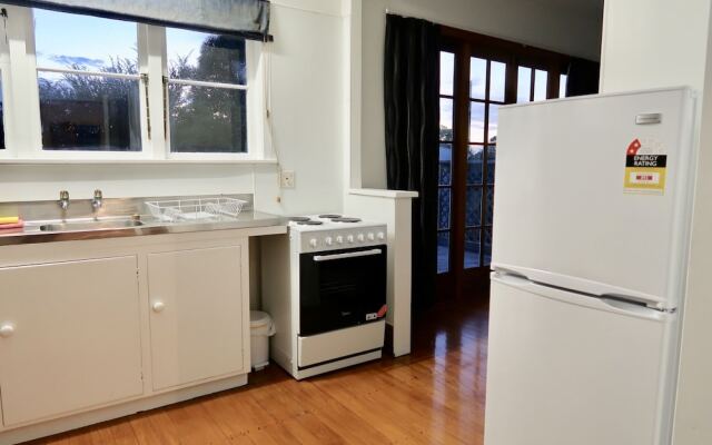 Arent Serviced House 14 Phyllis Street