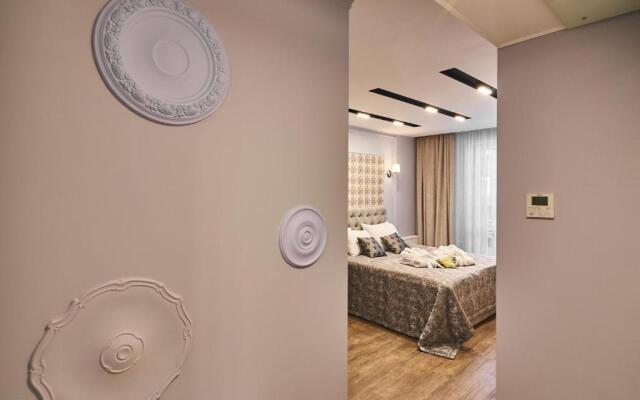 Light Hotel