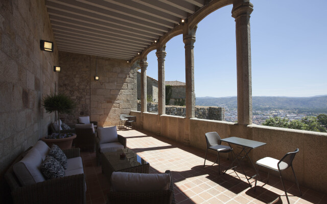 Parador Castillo De Monterrei