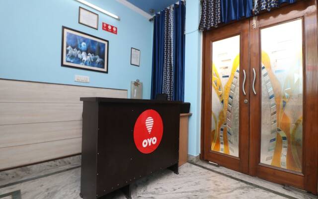 OYO 10113 Hotel New Corporate Residency