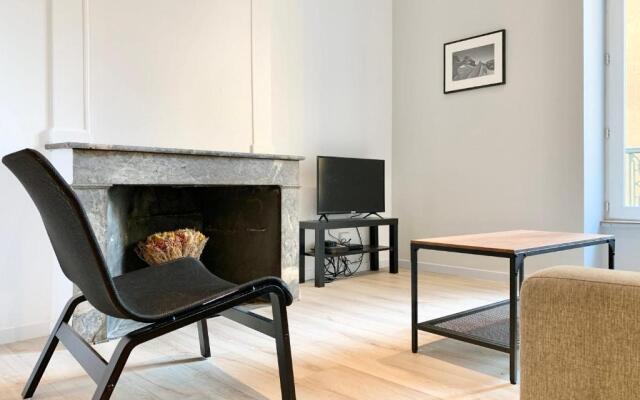 Heart of the city center Spacious T3 totally renovated ! #BC