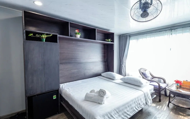 Awenasa by Livinginn