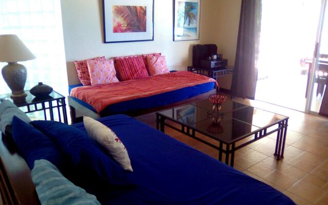 Marblue Villa Suites