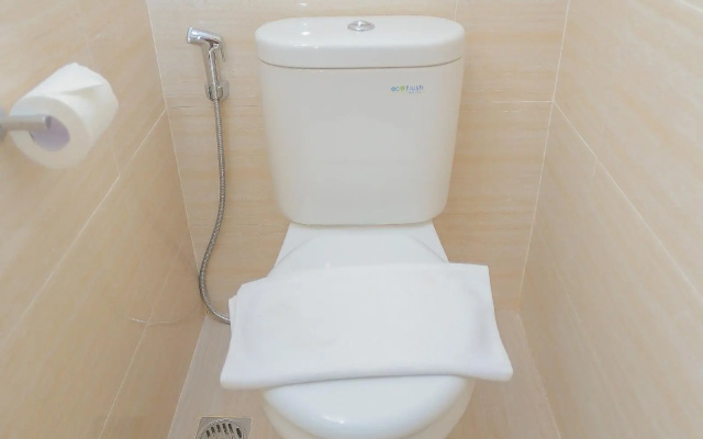 Pollos Hotel & Galerry Rembang