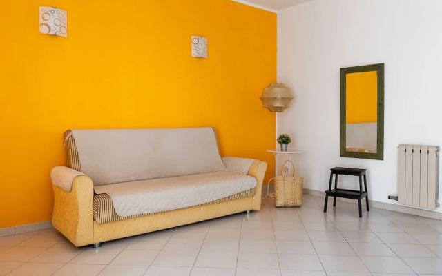 Comfy Central Apartment by Wonderful Italy