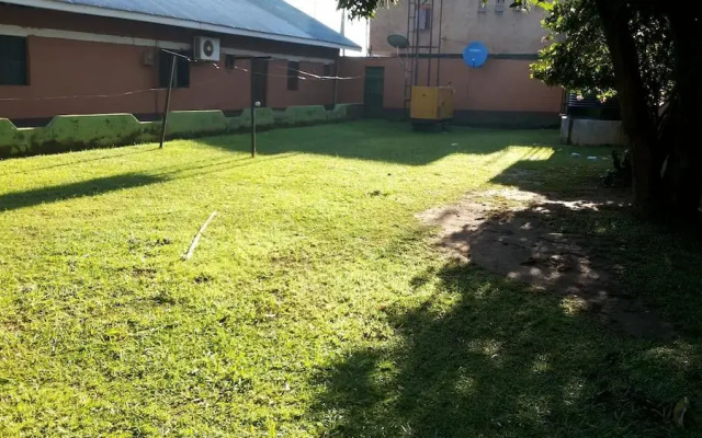 Garden Inn