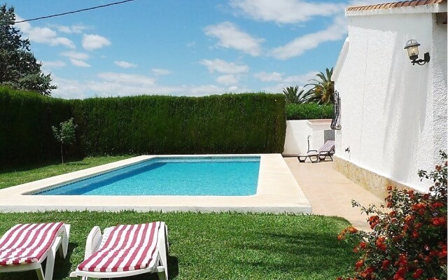 002 Villa Azul