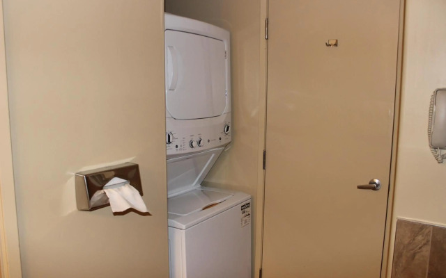 Clearwater Suite Hotel