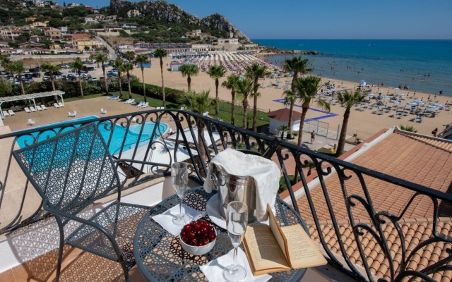 Baia D'Oro Hotel