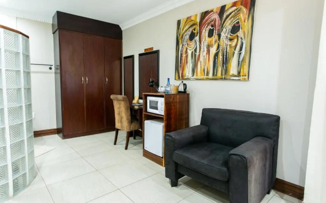 Royl Court Guesthouse