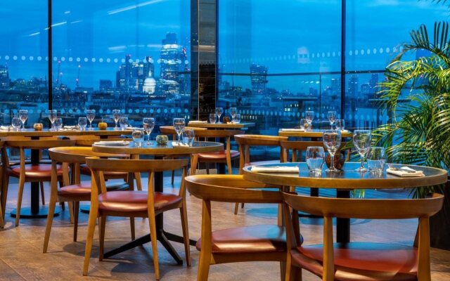 Hotel Indigo London - 1 Leicester Square by IHG