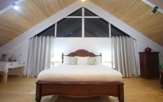 chez Drocella Eglantine Lodge Hotel