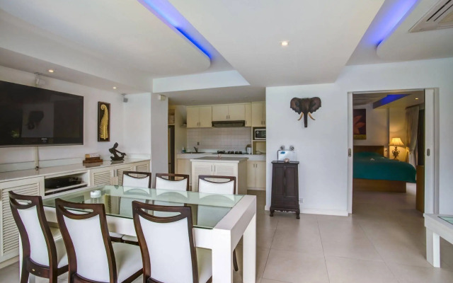 Villa Chok in beachfront villa resort