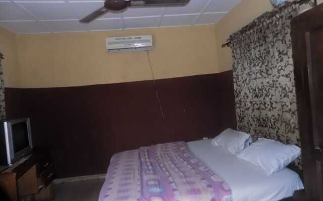 Fortune Exclusive Hotel