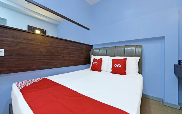 OYO 768 Fajar Baru Boutique Hotel