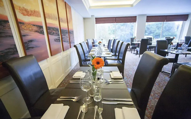 Shillingford Bridge Hotel