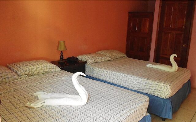 Hotel Maya