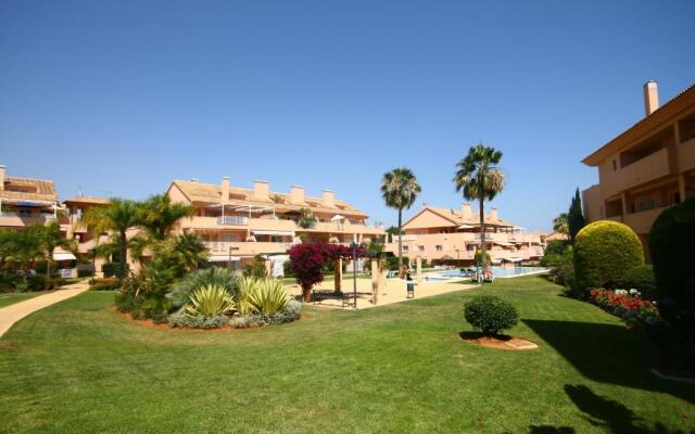 Ground Floor Apartment Los Jardines De Santa Maria Elviria