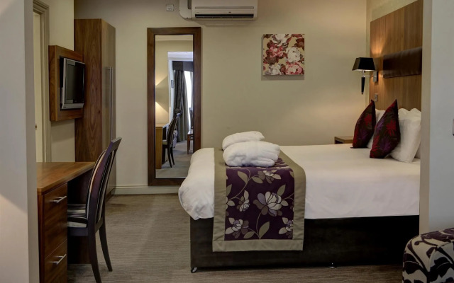 Ramada by Wyndham Cheltenham