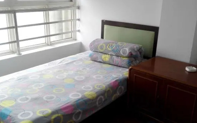 Baoji Yijia Hostel
