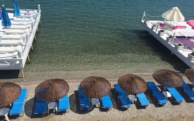 Lavinya Otel