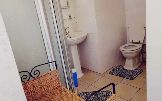 Old n New Bed and Breakfast