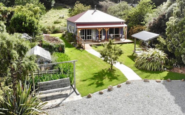 Loch Sloy Farmstay